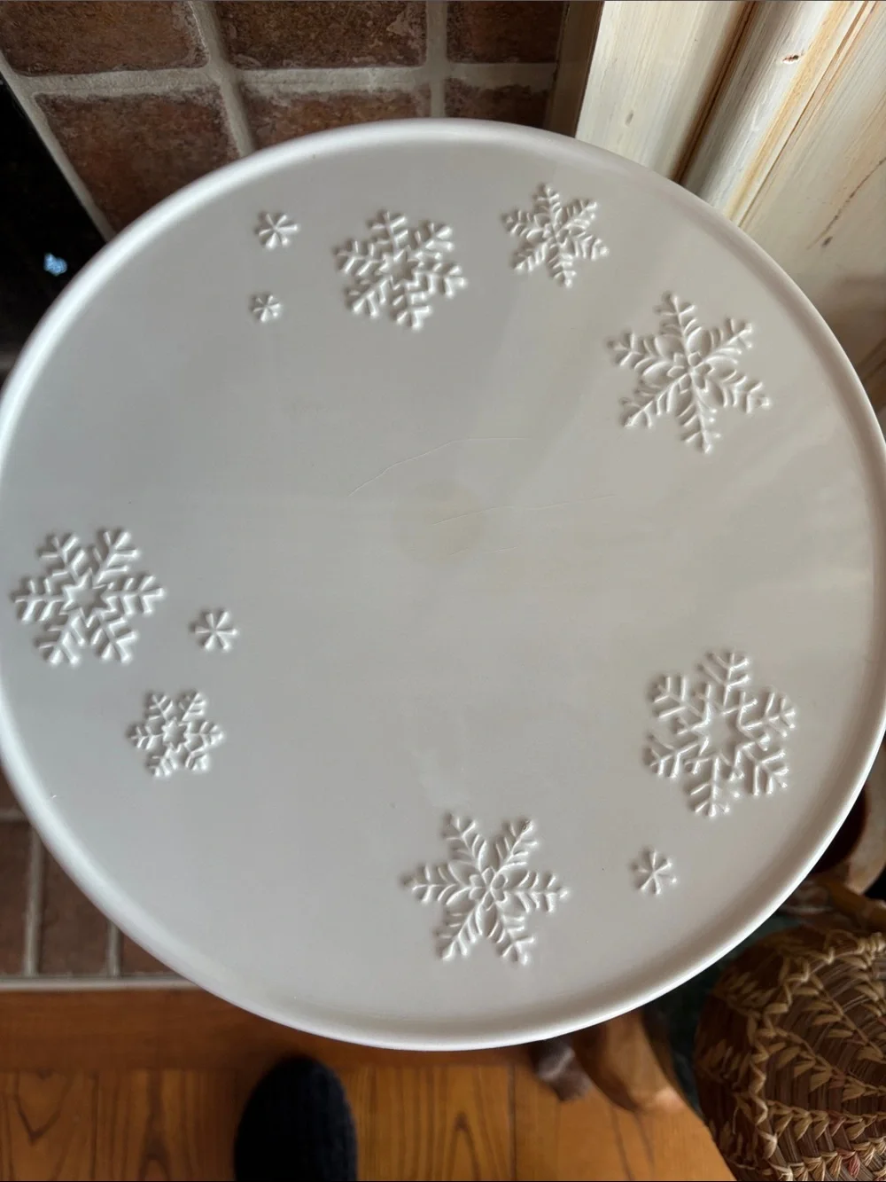 Hallmark Christmas cake plate stand